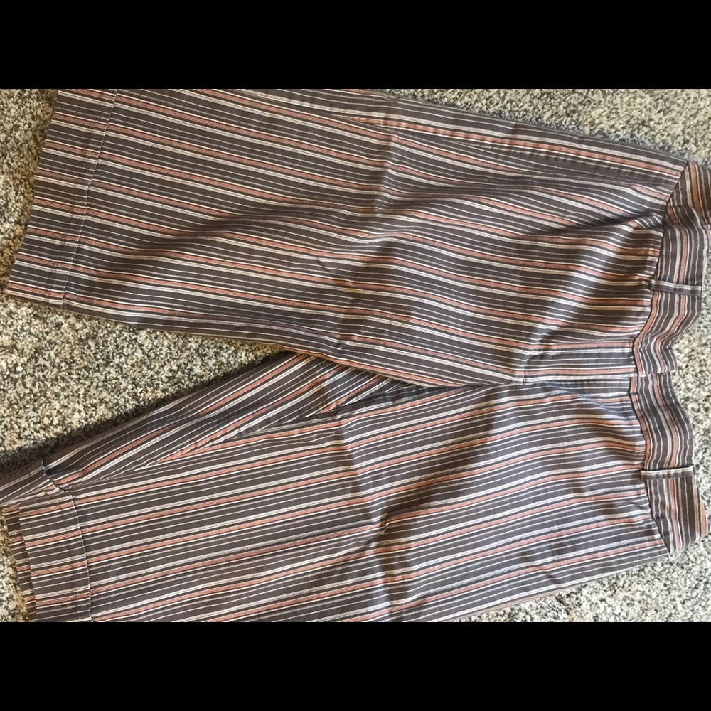 Capri pants